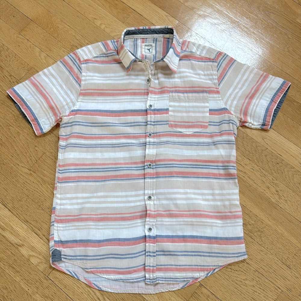☀️3/$15 Natural Blue by Visitor Short Sleeve Button Down Shirt Medium